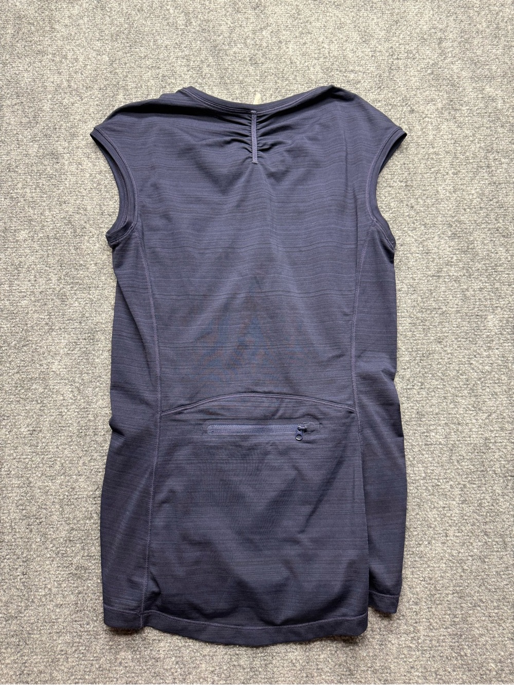 Athleta Women’s XS Zip Front Run Cyle Shirt Sleeveless Zip Pocket Navy - Picture 5 of 6
